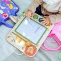 2Kids Toys Magnetická kresliaca tabuľka Levíček
