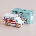 Le Toy Van Drevená sanitka Lance