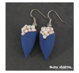 Živé šperky - Náušnice Tulipán modré s trvalými bílými kvšty